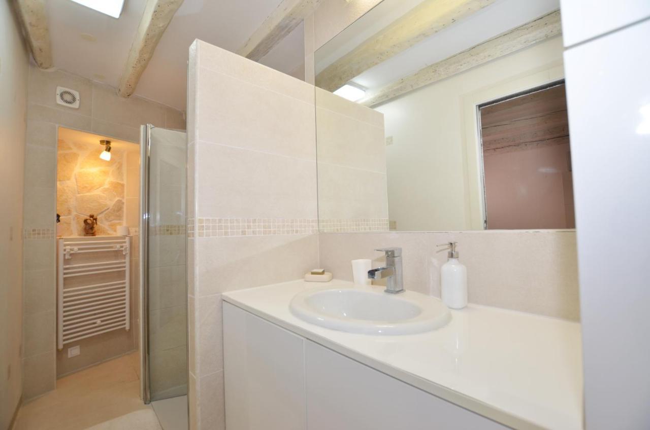 Pisinium Apartment Rovigno Esterno foto